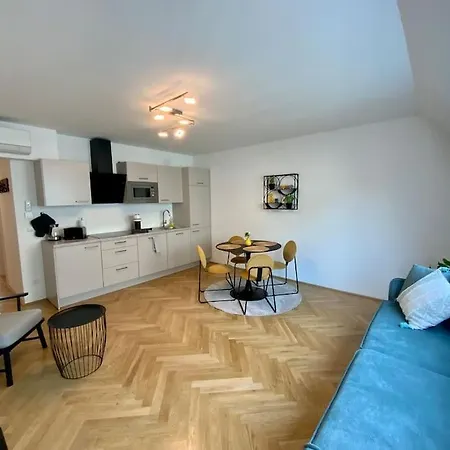 Freshly Renovated Apartment In Trendy Area L Hg21 Vienna Exterior photo